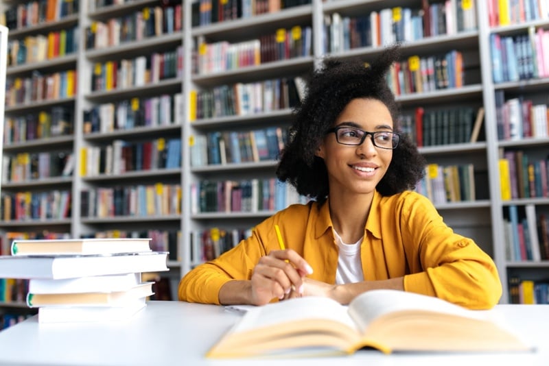 How to Become a Forensic Psychologist (in 2 Years) image